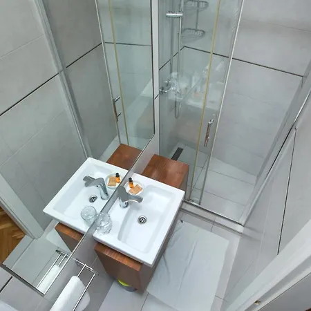 Pansion Kamenar Affittacamere 3*