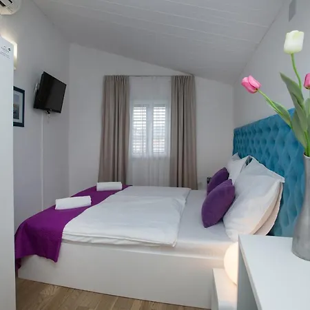 Affittacamere Pansion Kamenar Primošten