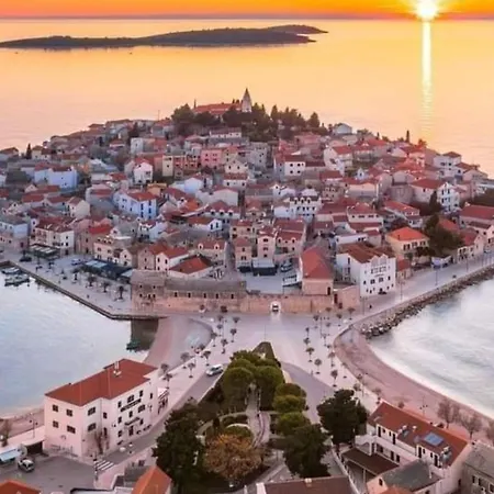 Pansion Kamenar Affittacamere 3*