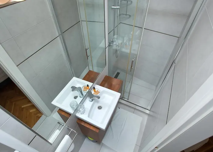 Pansion Kamenar Pensionat 3*