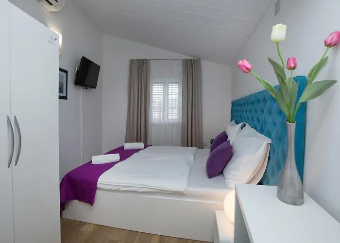 Pensionat Pansion Kamenar Primošten